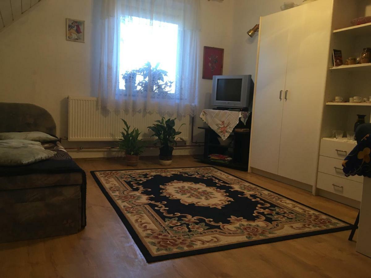 סזומבאת'לי Lady Margit'S Room מראה חיצוני תמונה